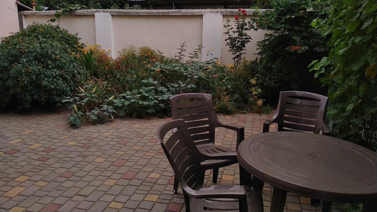 Domik U Morya Hotel Odessa Exterior photo